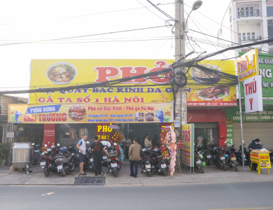 🌟 TẠI SAO BẠN NÊN CHỌN PHỞ – VỊT QUAY BẮC KINH?