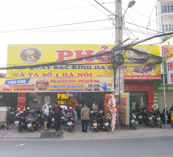 🌟 TẠI SAO BẠN NÊN CHỌN PHỞ – VỊT QUAY BẮC KINH?